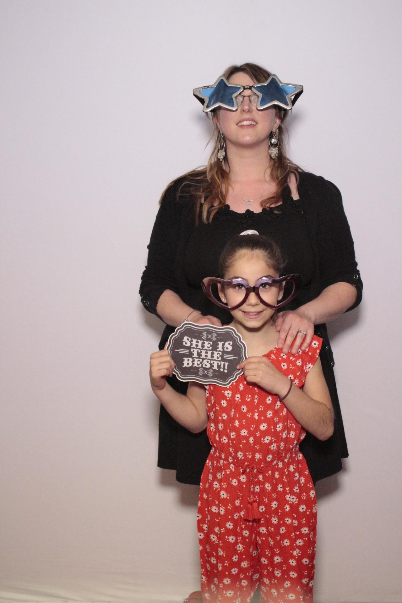 Danielle’s 40th birthday | View more photos from the event at gallery.myphotoboothexperience.co.uk/u/MyPhotoBoothExperienceLtd/Danielle’s-40th-birthday